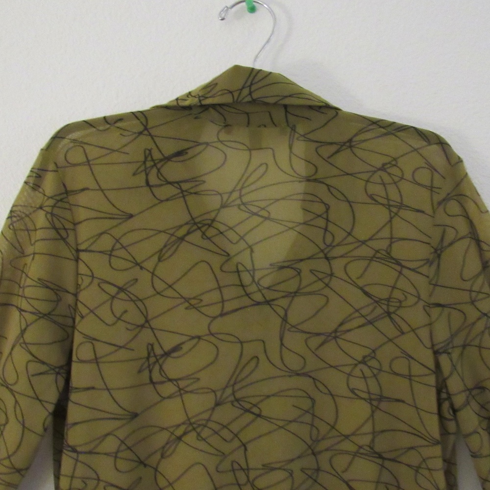 Sheer floaty topper with high/low hem - Picture 5 of 12